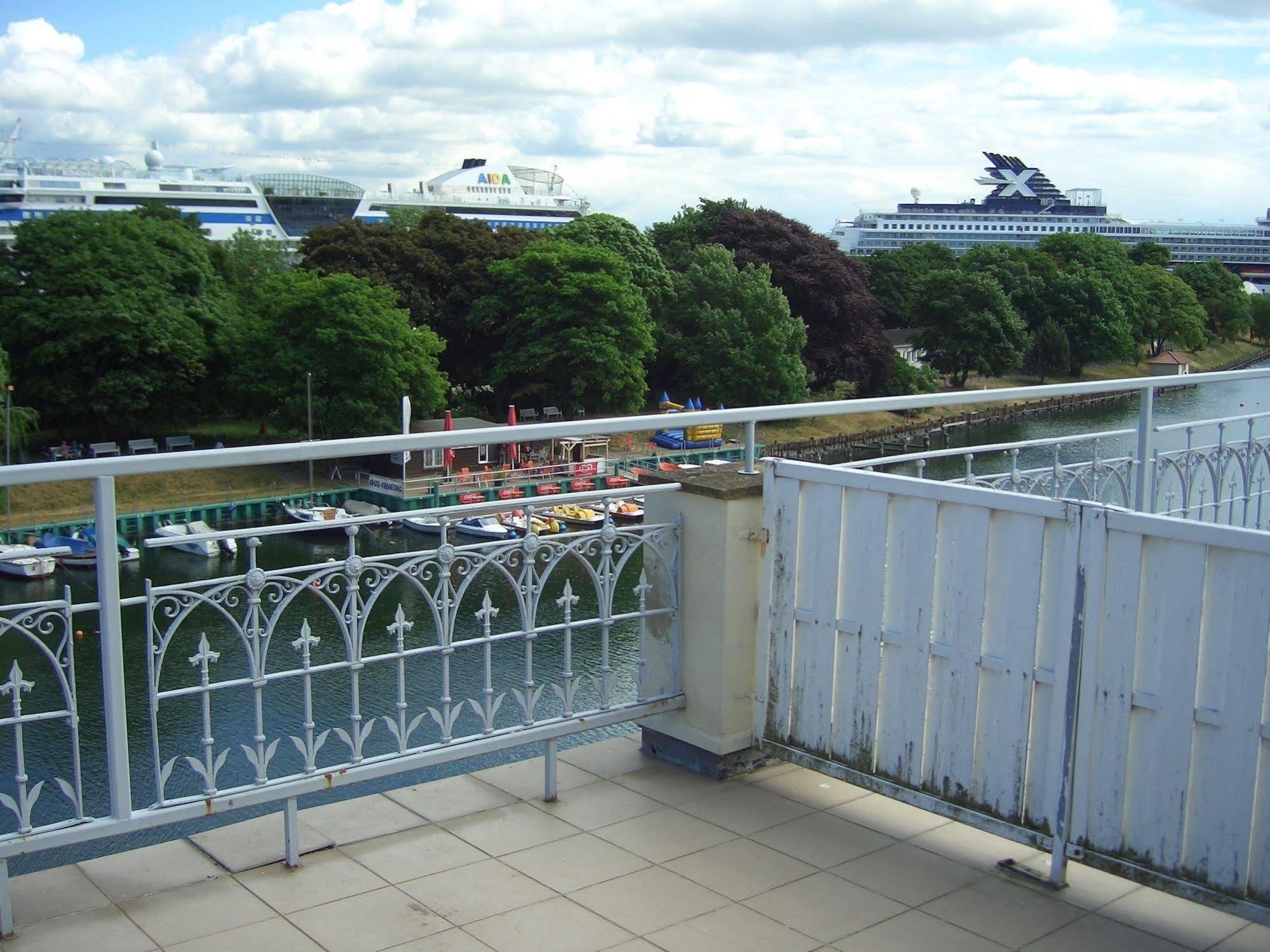 Hotel Belvedere ロストック エクステリア 写真